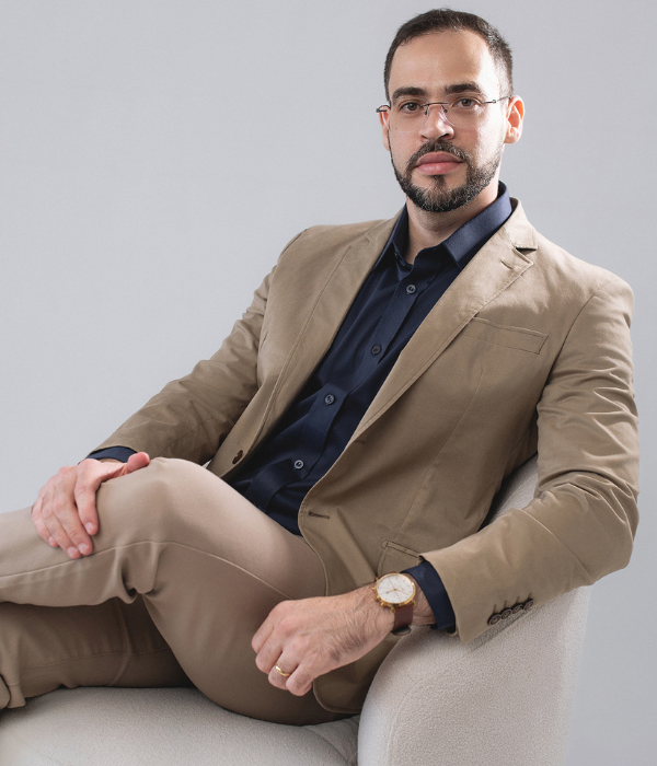 Dr. Lucas Alexandria